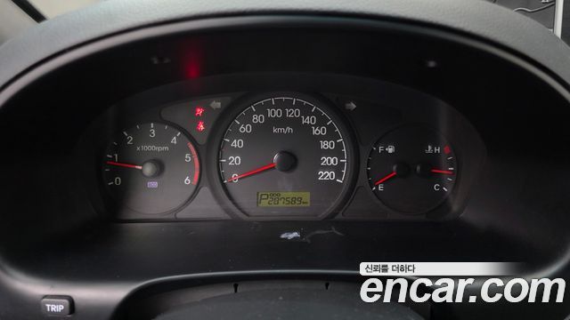 Hyundai Starex 2016 — photo 8