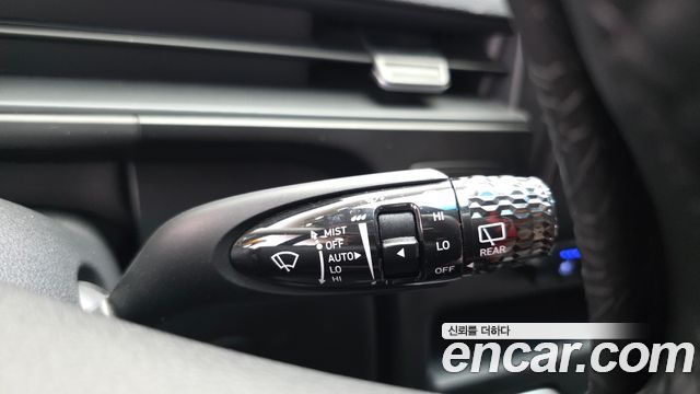 Hyundai Staria 2025 — photo 25