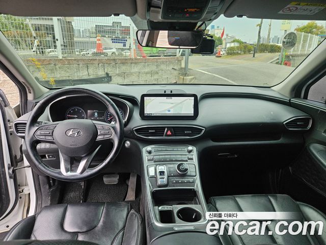 Hyundai Santafe 2021 — photo 11