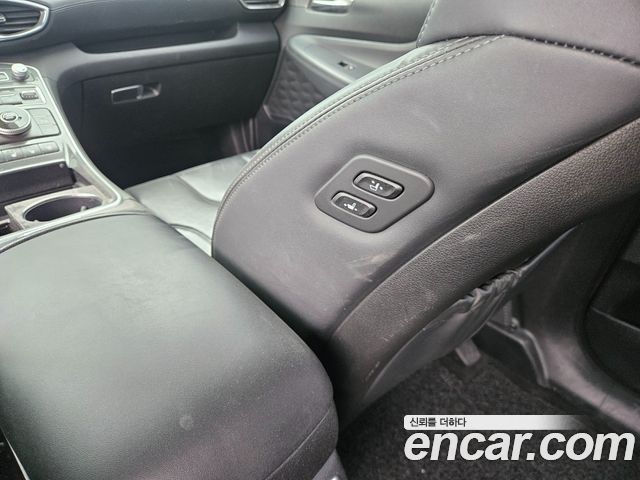 Hyundai Santafe 2021 — photo 13