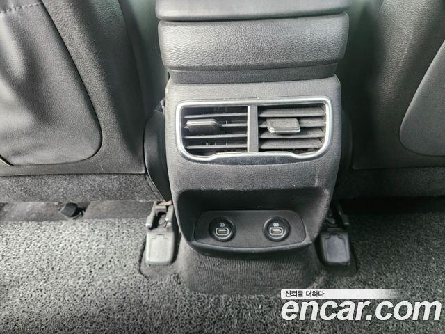 Hyundai Santafe 2021 — photo 14