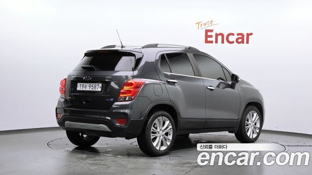 Chevrolet Korea Trax 2017 — photo 2
