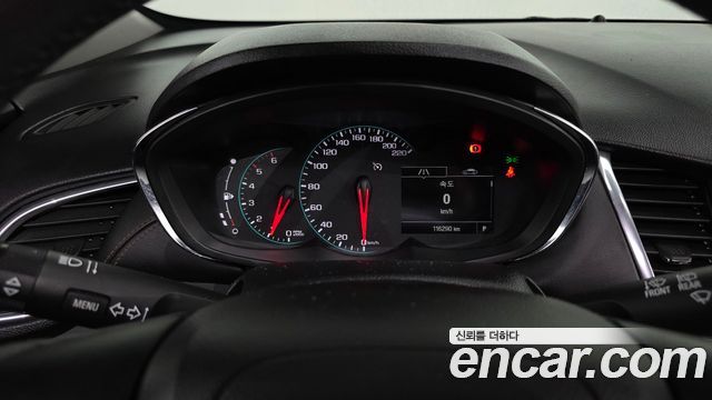 Chevrolet Korea Trax 2017 — photo 11