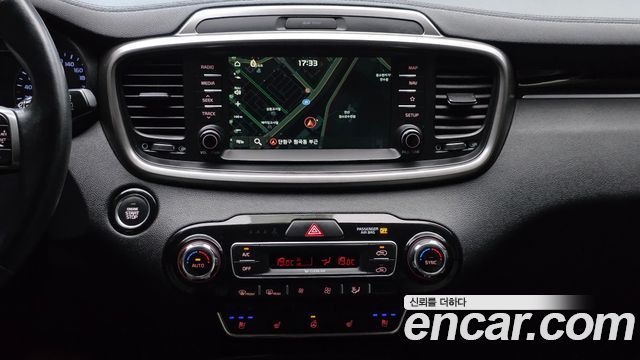 Kia Sorento 2019 — photo 19