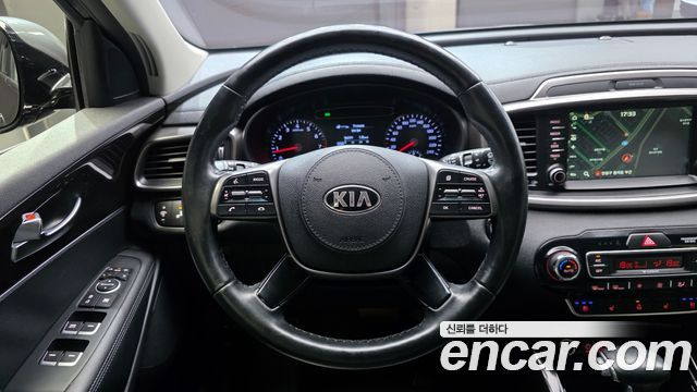 Kia Sorento 2019 — photo 21