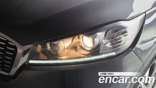 Kia Sorento 2019 — photo 8