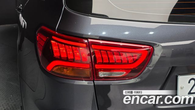 Kia Sorento 2019 — photo 9