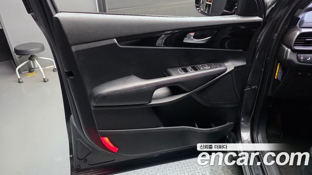 Kia Sorento 2019 — photo 14