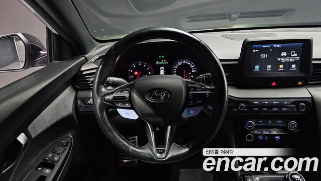 Hyundai Veloster 2019 — photo 19
