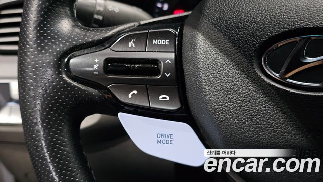 Hyundai Veloster 2019 — photo 22