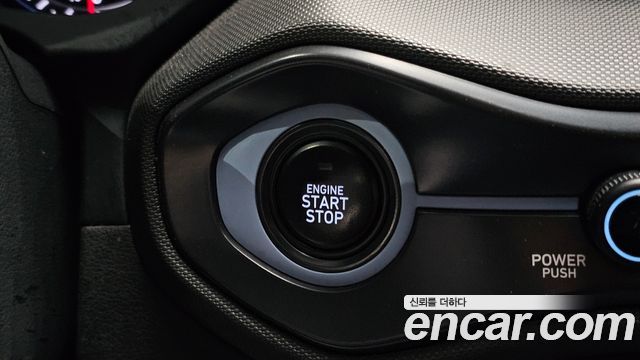 Hyundai Veloster 2019 — photo 29
