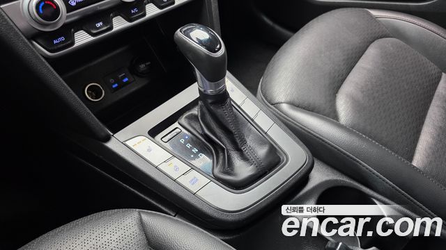 Hyundai AVANTE 2020 — photo 9
