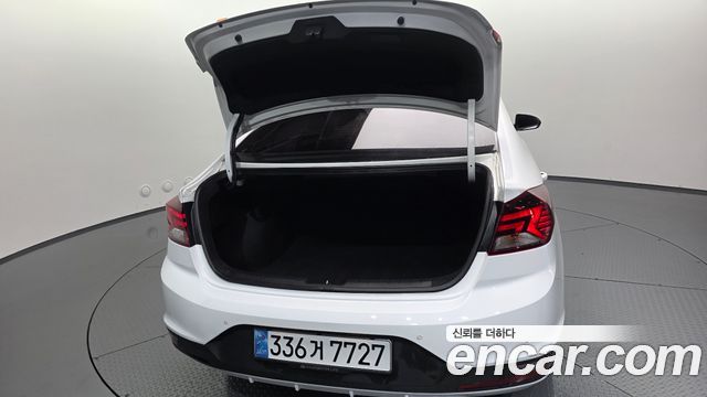 Hyundai AVANTE 2020 — photo 20