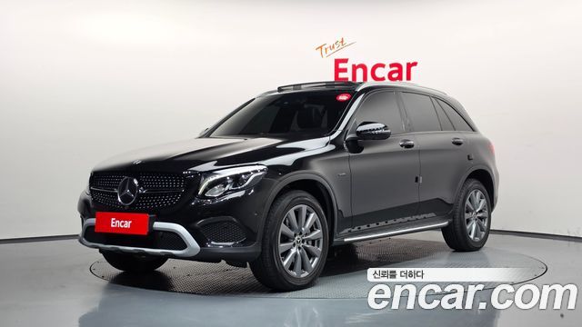 Mercedes-Benz GLC-Class 2019 — photo 1