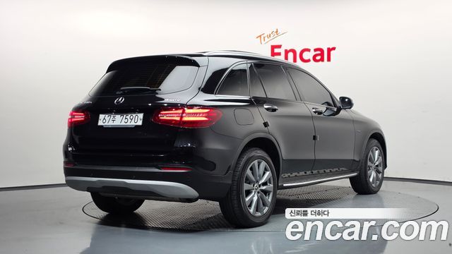 Mercedes-Benz GLC-Class 2019 — photo 2