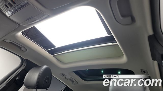 Mercedes-Benz GLC-Class 2019 — photo 21