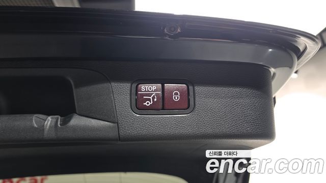 Mercedes-Benz GLC-Class 2019 — photo 22
