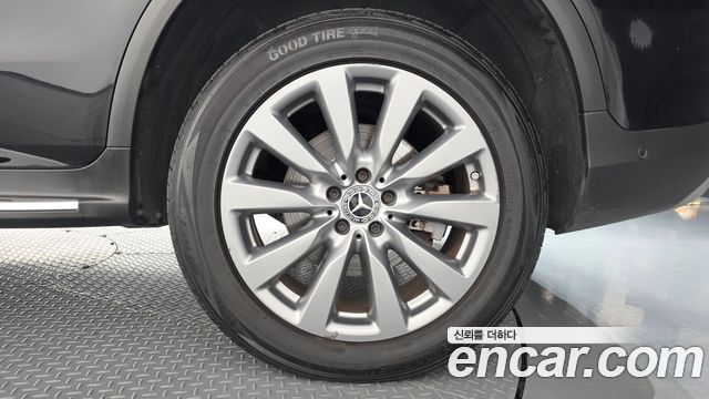Mercedes-Benz GLC-Class 2019 — photo 7