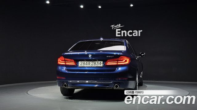 BMW 5-Series 2020 — photo 4