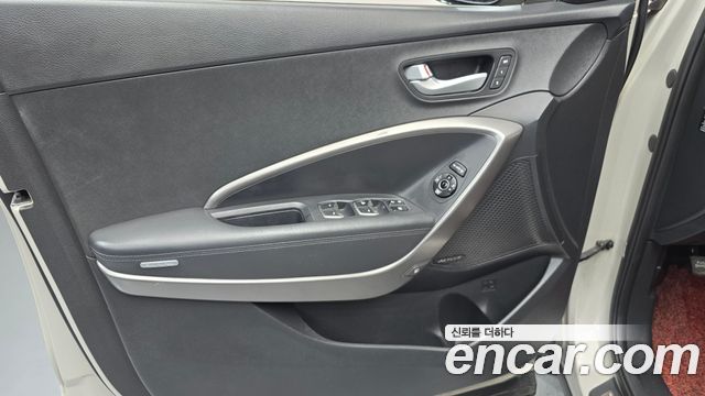 Hyundai Santafe 2015 — photo 14
