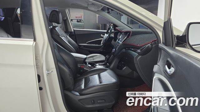 Hyundai Santafe 2015 — photo 16
