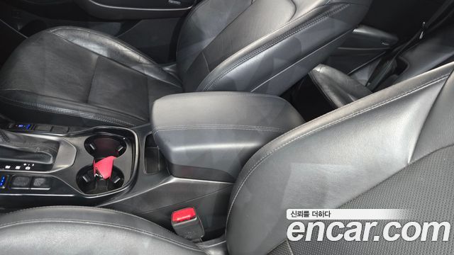 Hyundai Santafe 2015 — photo 27