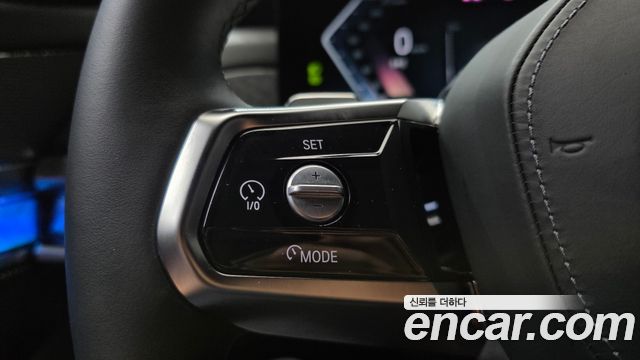 BMW i7 2024 — photo 25
