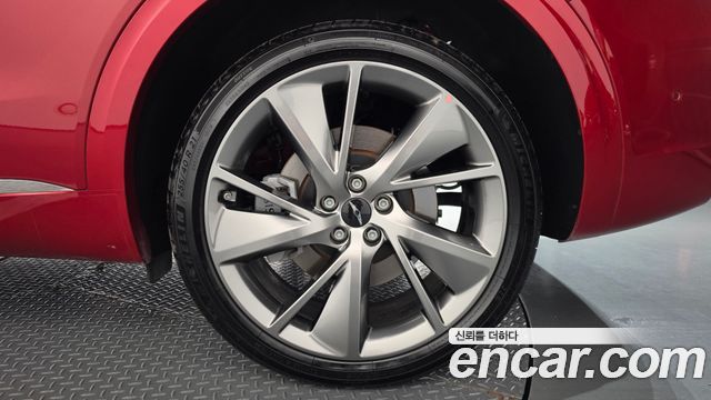 Genesis GV70 2025 — photo 7