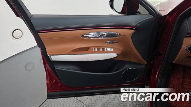 Genesis GV70 2025 — photo 14