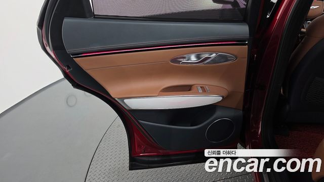 Genesis GV70 2025 — photo 15