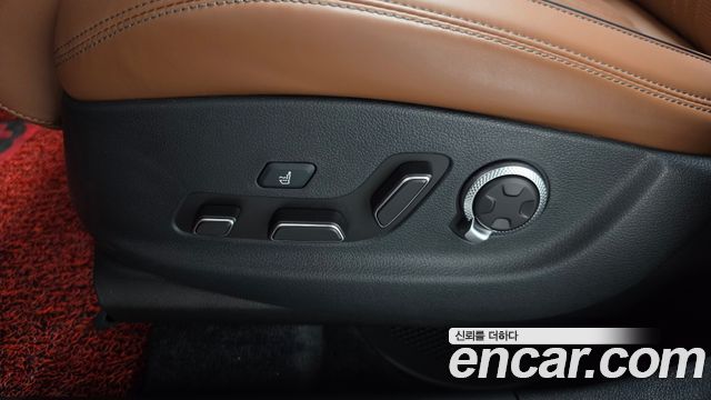 Genesis GV70 2025 — photo 30