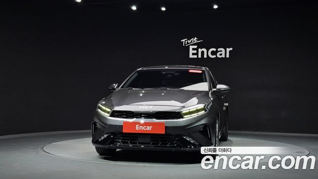 Kia K3 2023 — photo 3
