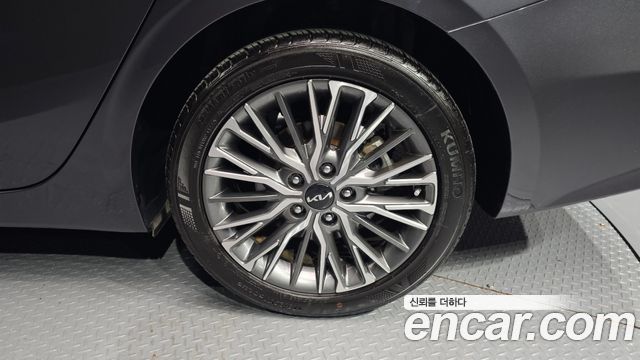 Kia K3 2023 — photo 7