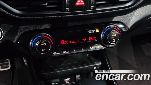 Kia K3 2023 — photo 28