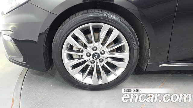 Kia K5 2019 — photo 5