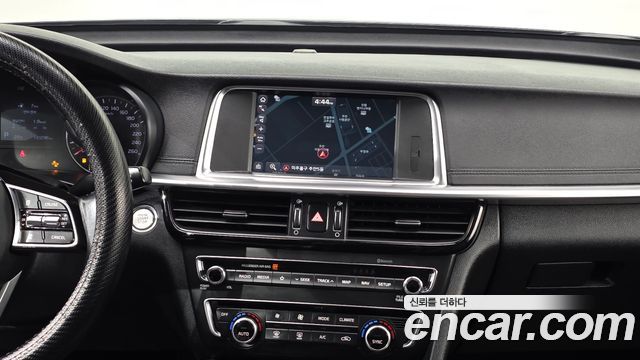 Kia K5 2019 — photo 20