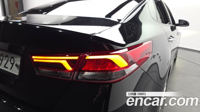 Kia K5 2019 — photo 9