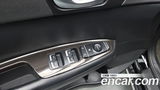 Kia K5 2019 — photo 28
