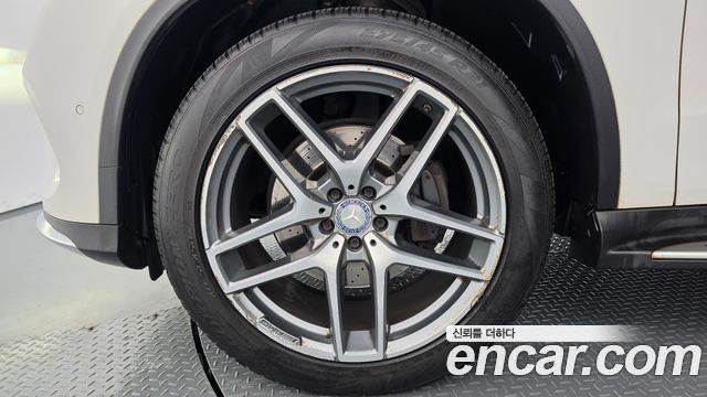 Mercedes-Benz GLE-Class 2017 — photo 5