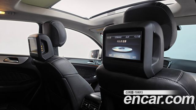 Mercedes-Benz GLE-Class 2017 — photo 19