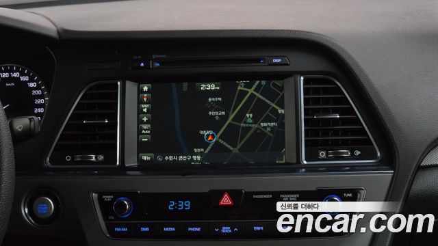 Hyundai Sonata 2017 — photo 19