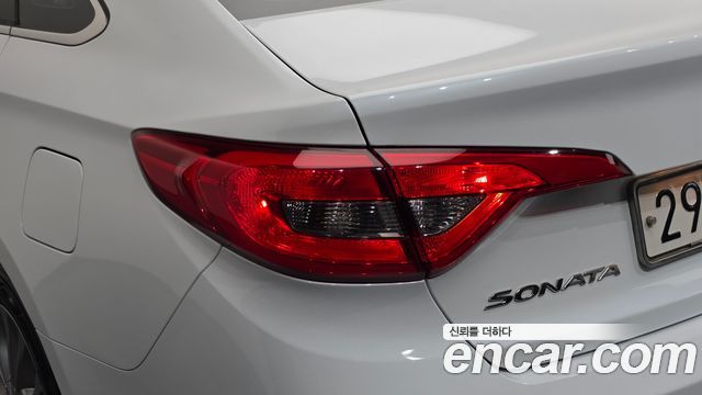 Hyundai Sonata 2017 — photo 9