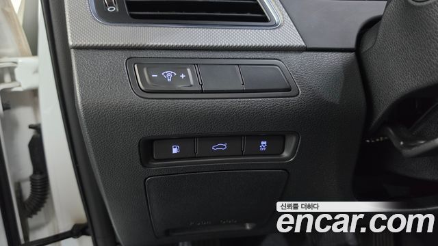 Hyundai Sonata 2017 — photo 28