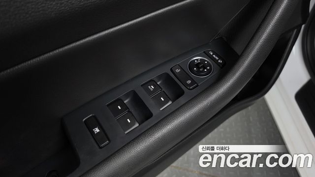 Hyundai Sonata 2017 — photo 30