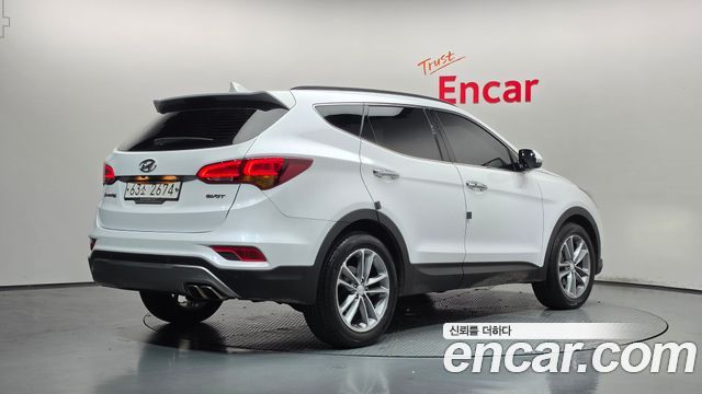 Hyundai Santafe 2017 — photo 2