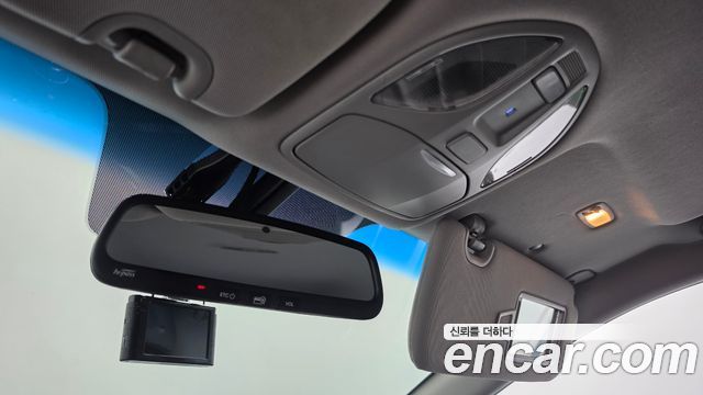 Hyundai Santafe 2017 — photo 25