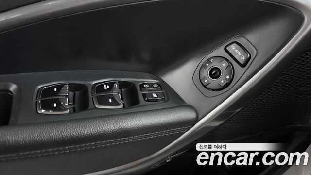 Hyundai Santafe 2017 — photo 29