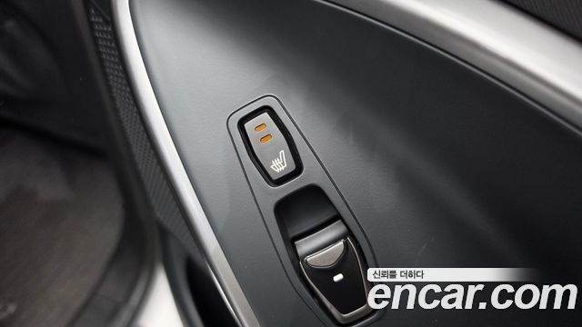 Hyundai Santafe 2017 — photo 31