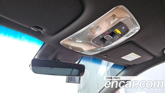 Genesis G80 2021 — photo 24