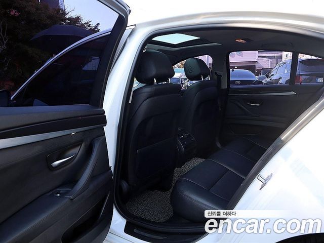 BMW 5-Series 2014 — photo 7